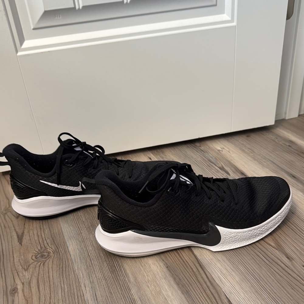 Nike Men's basketball Kobe